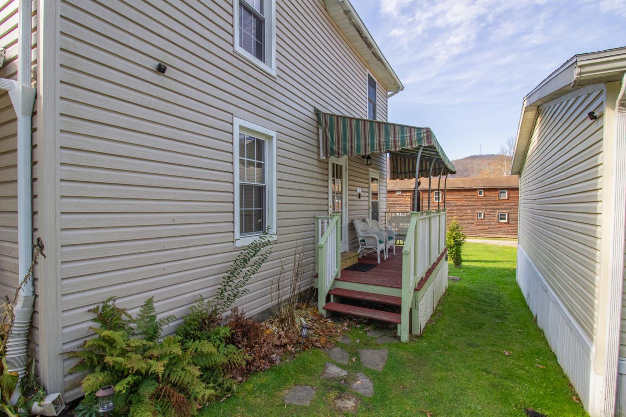 Stay In Ohiopyle In The Middle Of Town By The Gap Trail Eksteriør billede